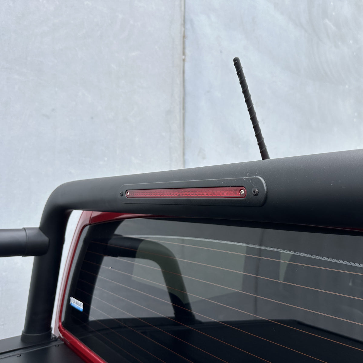 PEAK Sports Bar (Black) for KGM SsangYong Musso, view 6