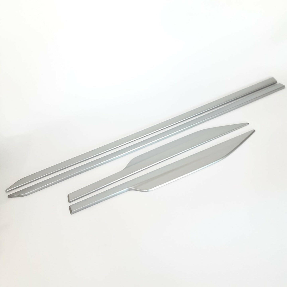 Genuine KGM SsangYong Door Garnish Set for Rexton, view 2