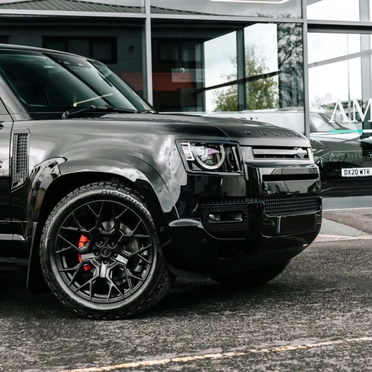 Gloss Black Exterior Styling Pack for Land Rover Defender 110 (L663), view 2