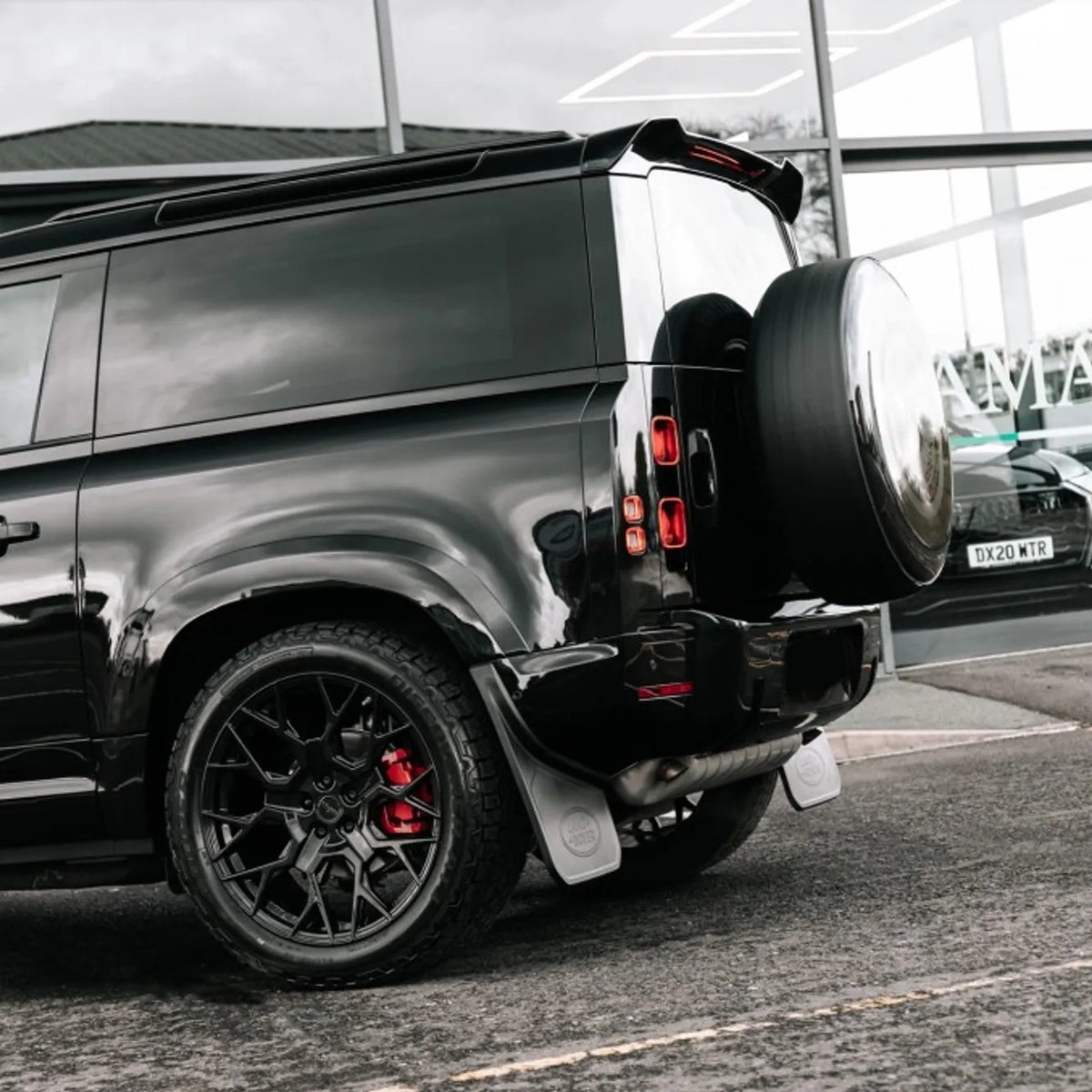 Gloss Black Exterior Styling Pack for Land Rover Defender 90 (L663), view 13