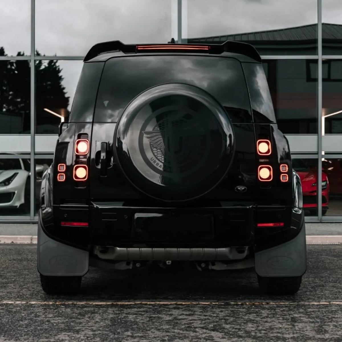 Gloss Black Exterior Styling Pack for Land Rover Defender 90 (L663), view 15