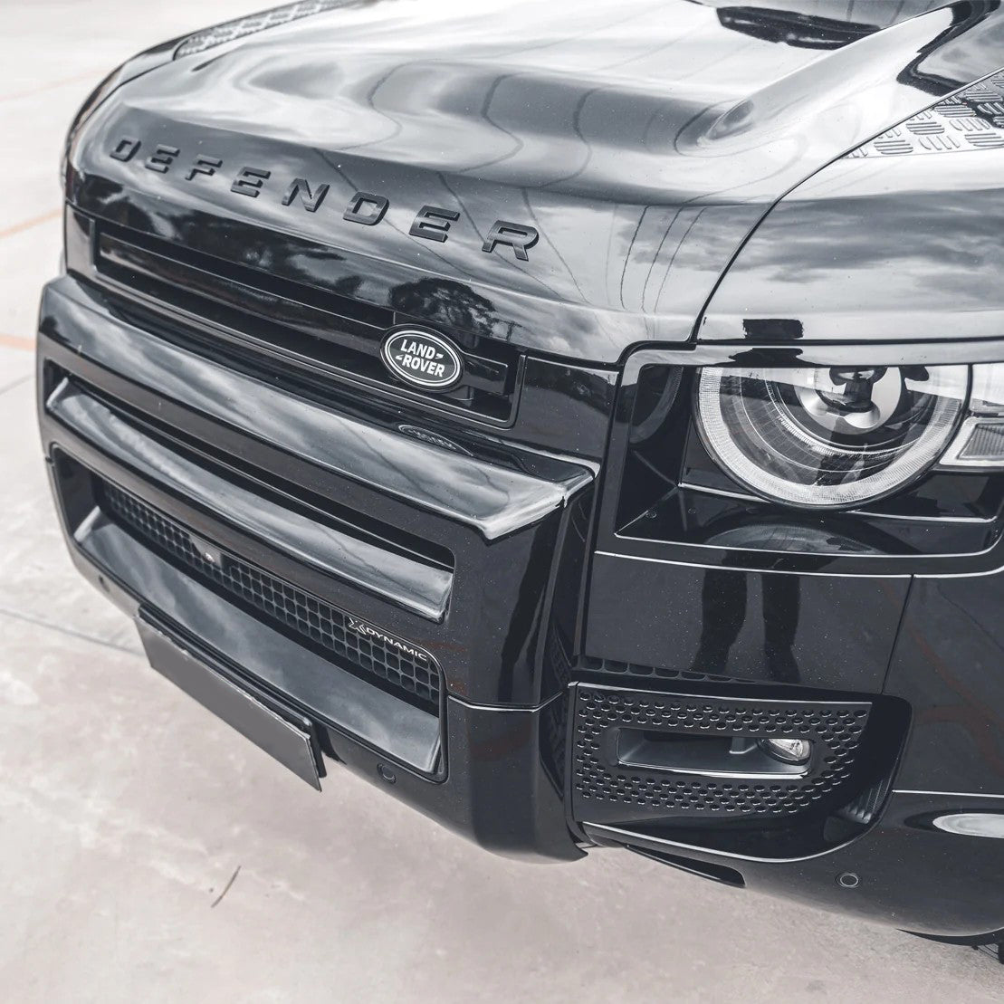 Gloss Black Front A-Frame Grille Guard for Land Rover Defender 90, 110 and 130 (L663), view 9