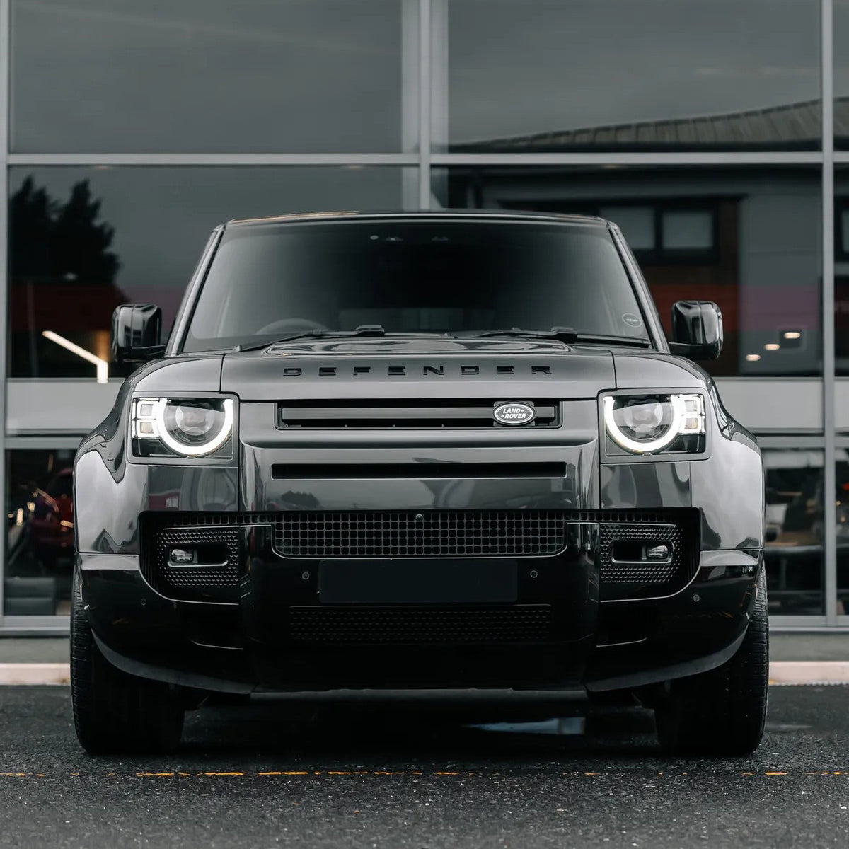 Gloss Black Front and Rear Bumper Trim Kit for Land Rover Defender 90, 110 and 130 (L663), view 9