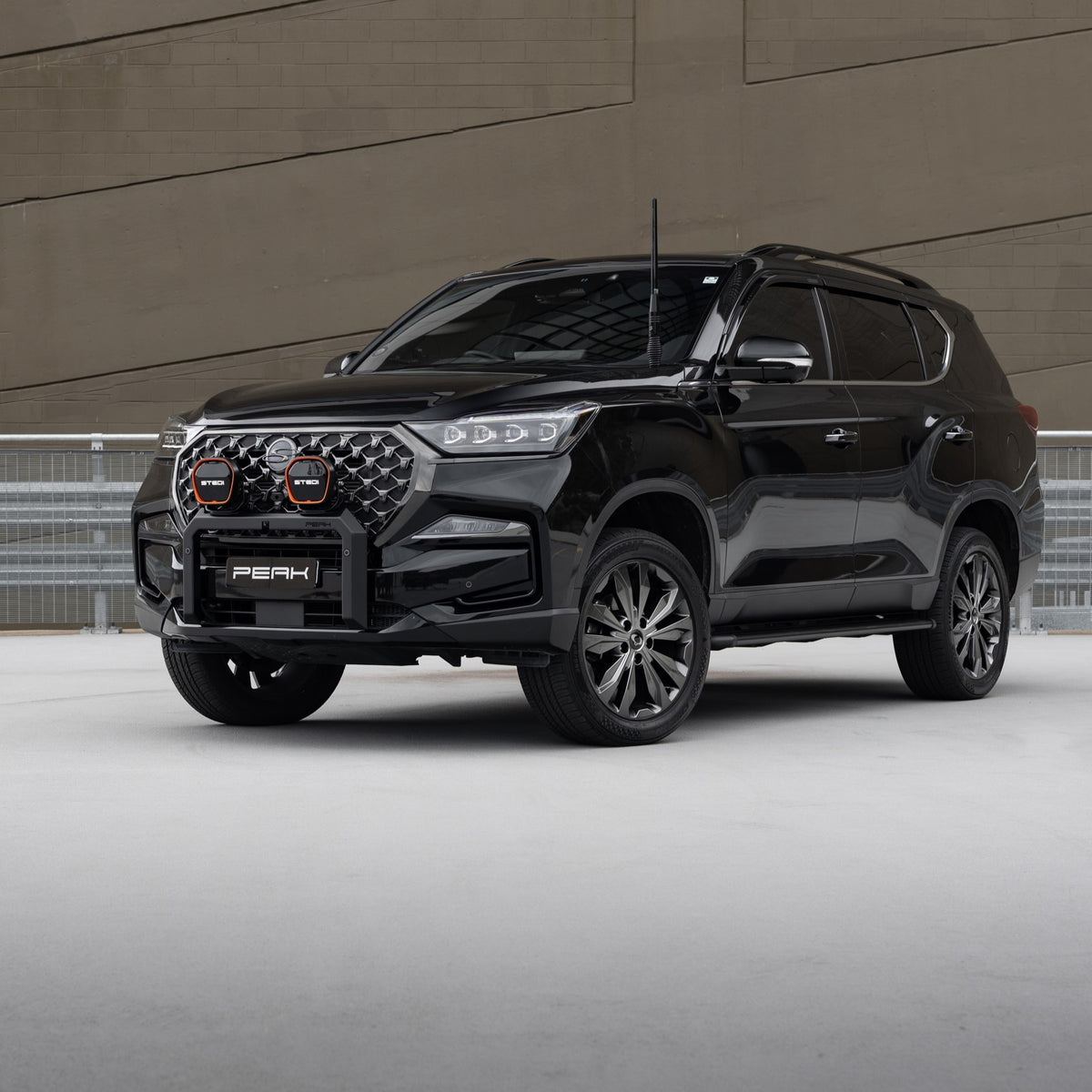 PEAK Steel Nudge Bar for KGM SsangYong Rexton 2018+, view 3