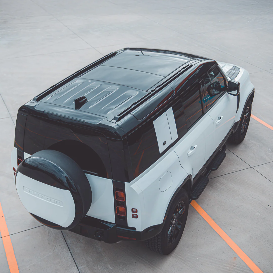 Gloss Black Roof Rails for Land Rover Defender 110 (L663), view 5