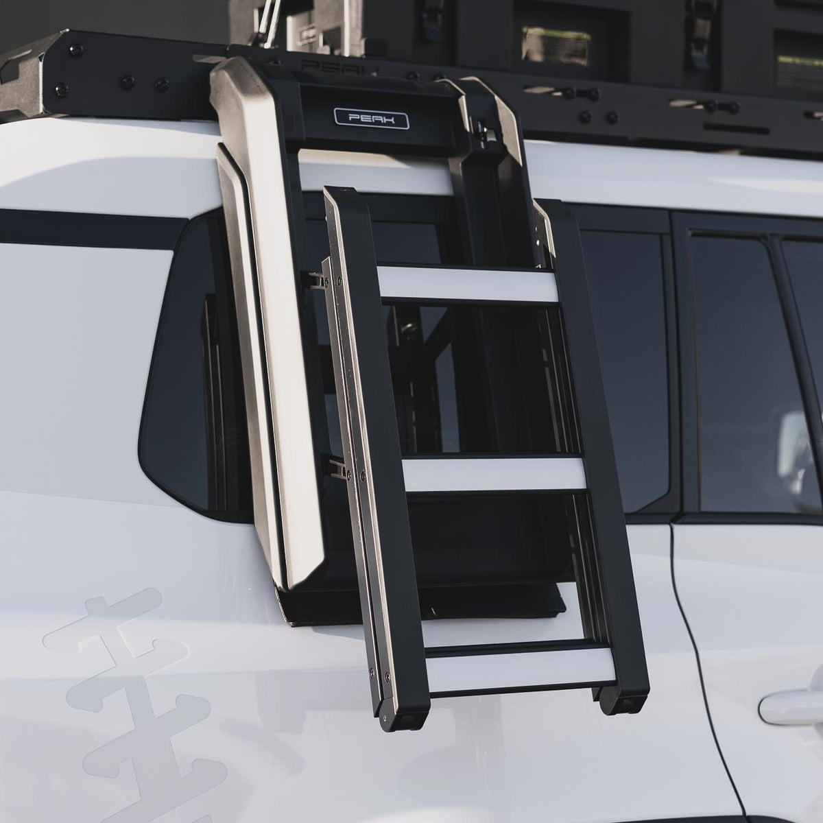 Side-Mounted Foldable Ladder System for Toyota LandCruiser Prado J250 and Lexus GX550, view 8