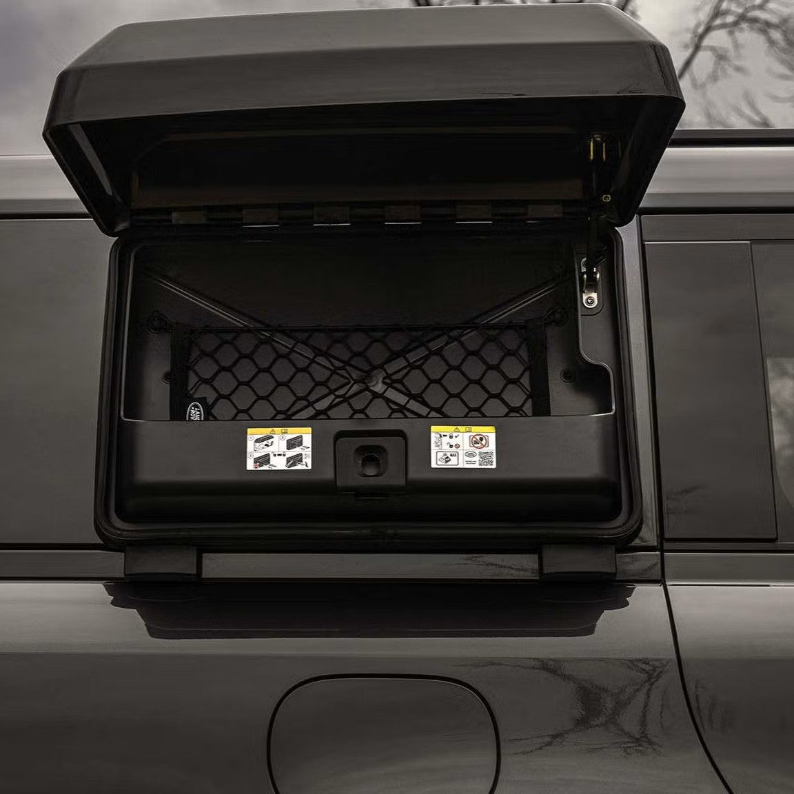 Side Mounted Gear Carrier for Land Rover Defender 90, 110 and 130 (L663), view 10