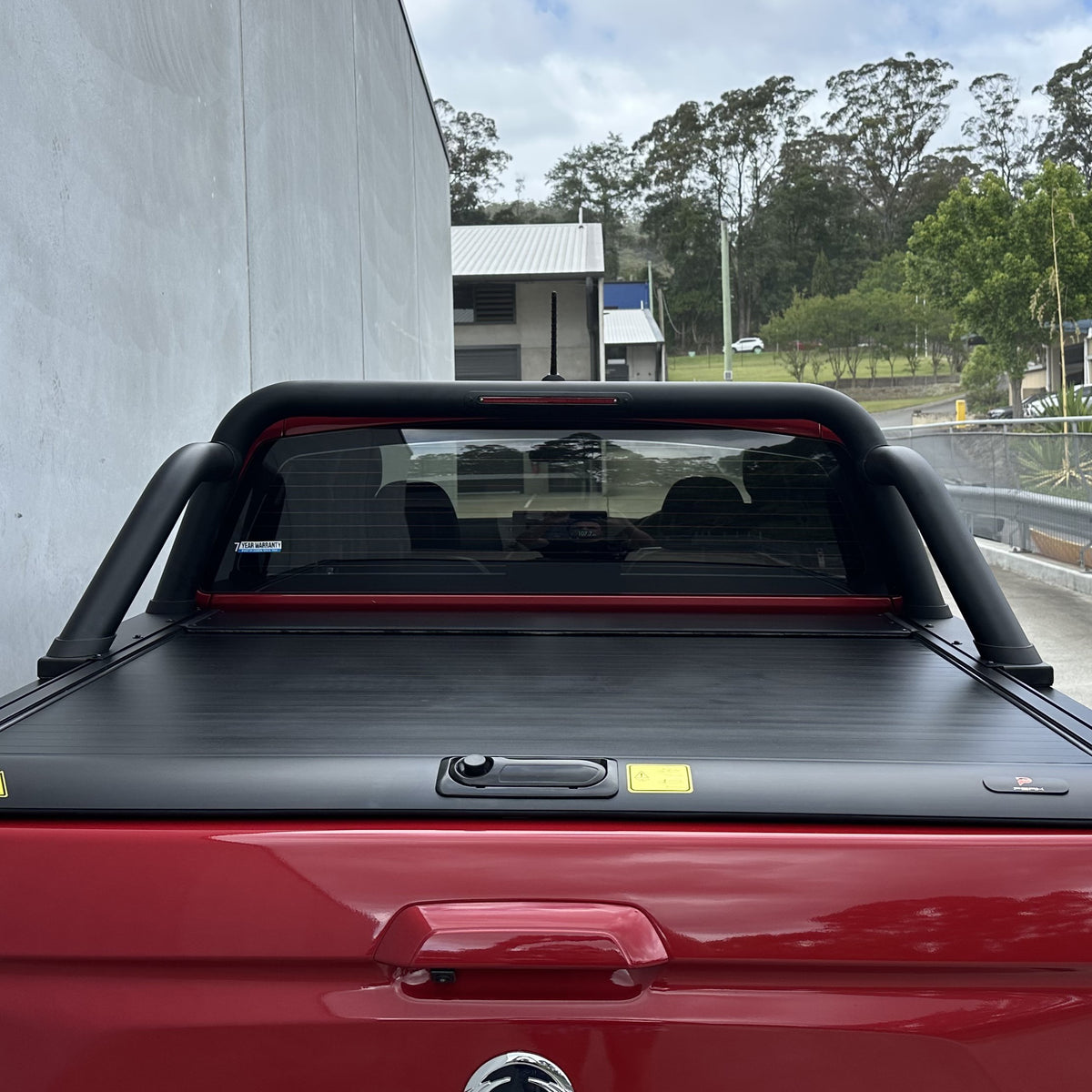 PEAK Sports Bar (Black) for KGM SsangYong Musso, view 2