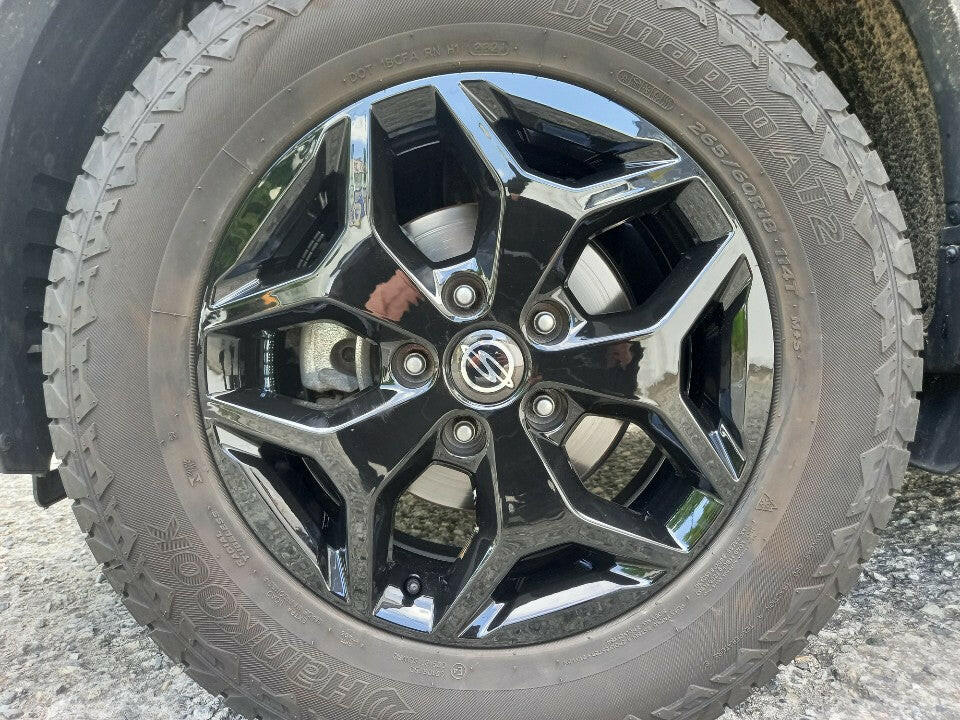 Genuine KGM SsangYong Wheel Centre Cap for Musso & Rexton, view 3
