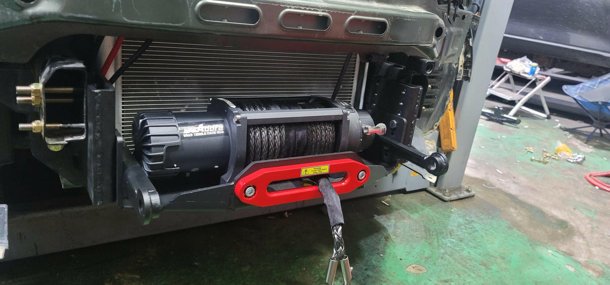 GearBugs Heavy Duty Winch Bed with Recovery Points for KGM SsangYong Musso (Facelift), view 2