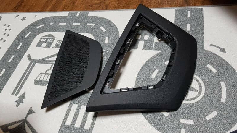Genuine KGM SsangYong Centre Speaker Grill for Musso & Rexton, view 2
