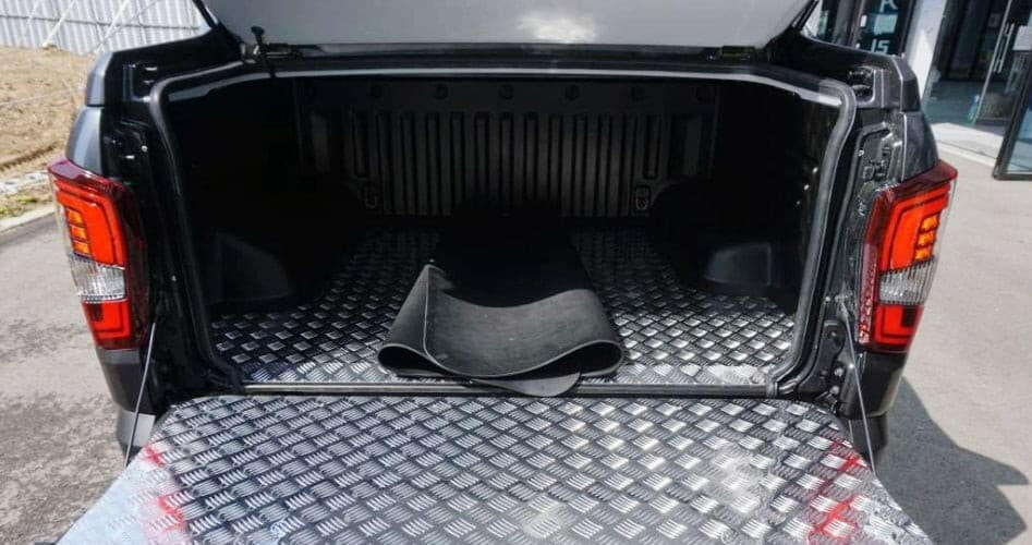 Genuine KGM SsangYong Half Top Canopy (Colour Matched) for Musso, view 4