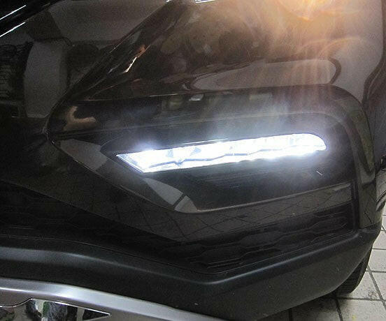 Genuine KGM SsangYong LED Fog Light Kit for Musso & Rexton (Pre Facelift), view 5